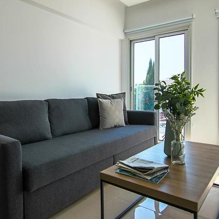 Phaedrus Living: Seaside Luxury Flat Lighthouse 65 Apartment Пафос Екстериор снимка
