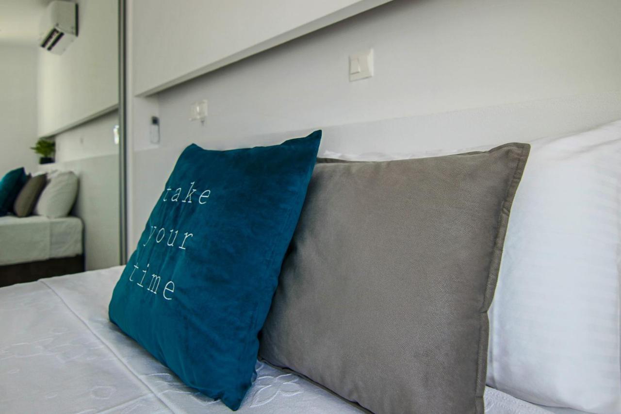 Phaedrus Living: Seaside Luxury Flat Lighthouse 65 Apartment Пафос Екстериор снимка