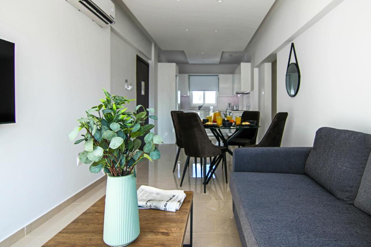 Phaedrus Living: Seaside Luxury Flat Lighthouse 65 Apartment Пафос Екстериор снимка